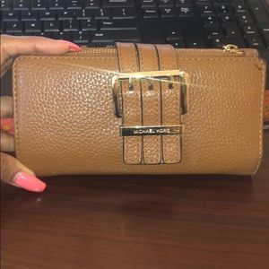 Michael Kors Gansevoort Wallet